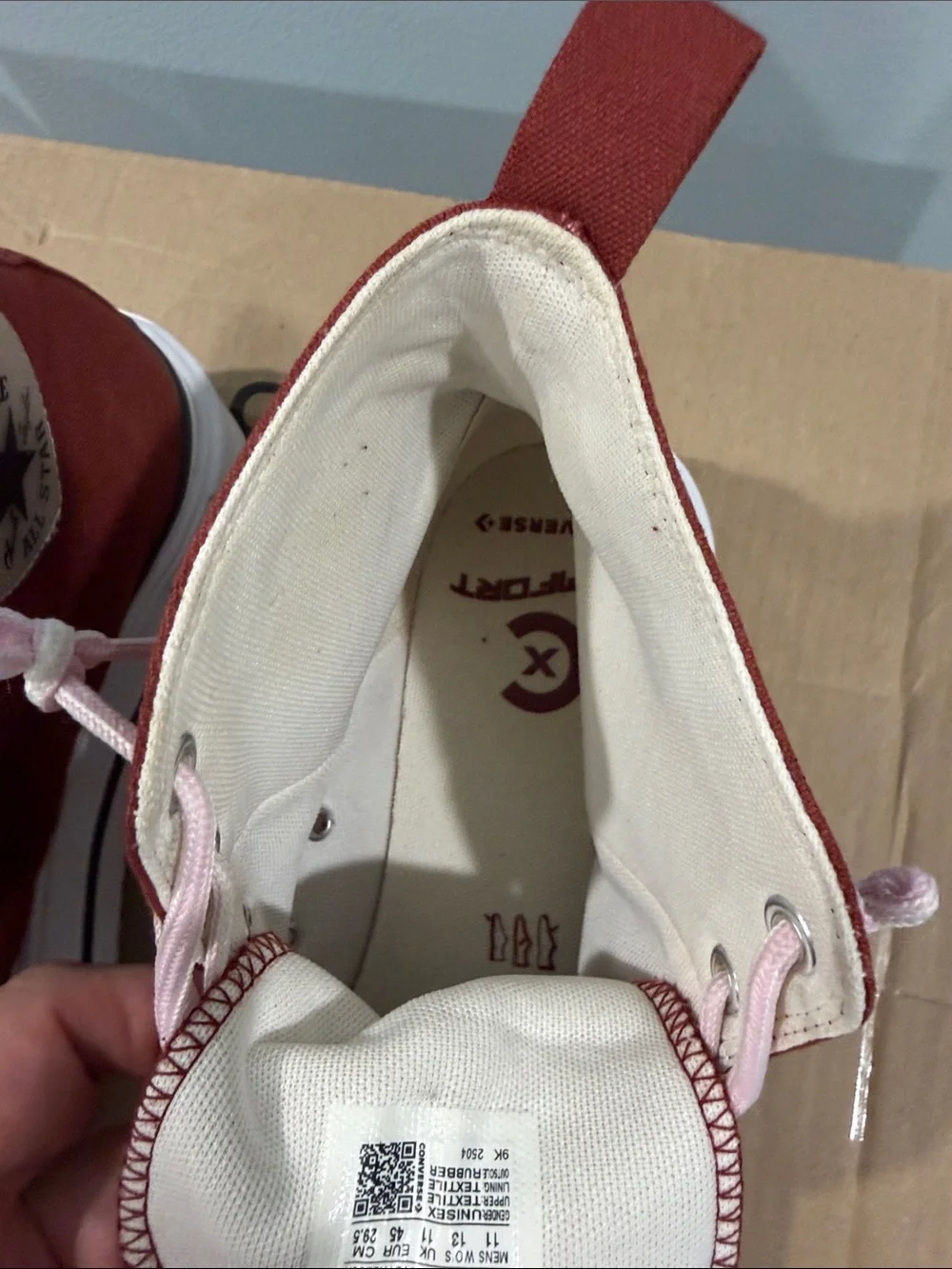Converse unisex valentines